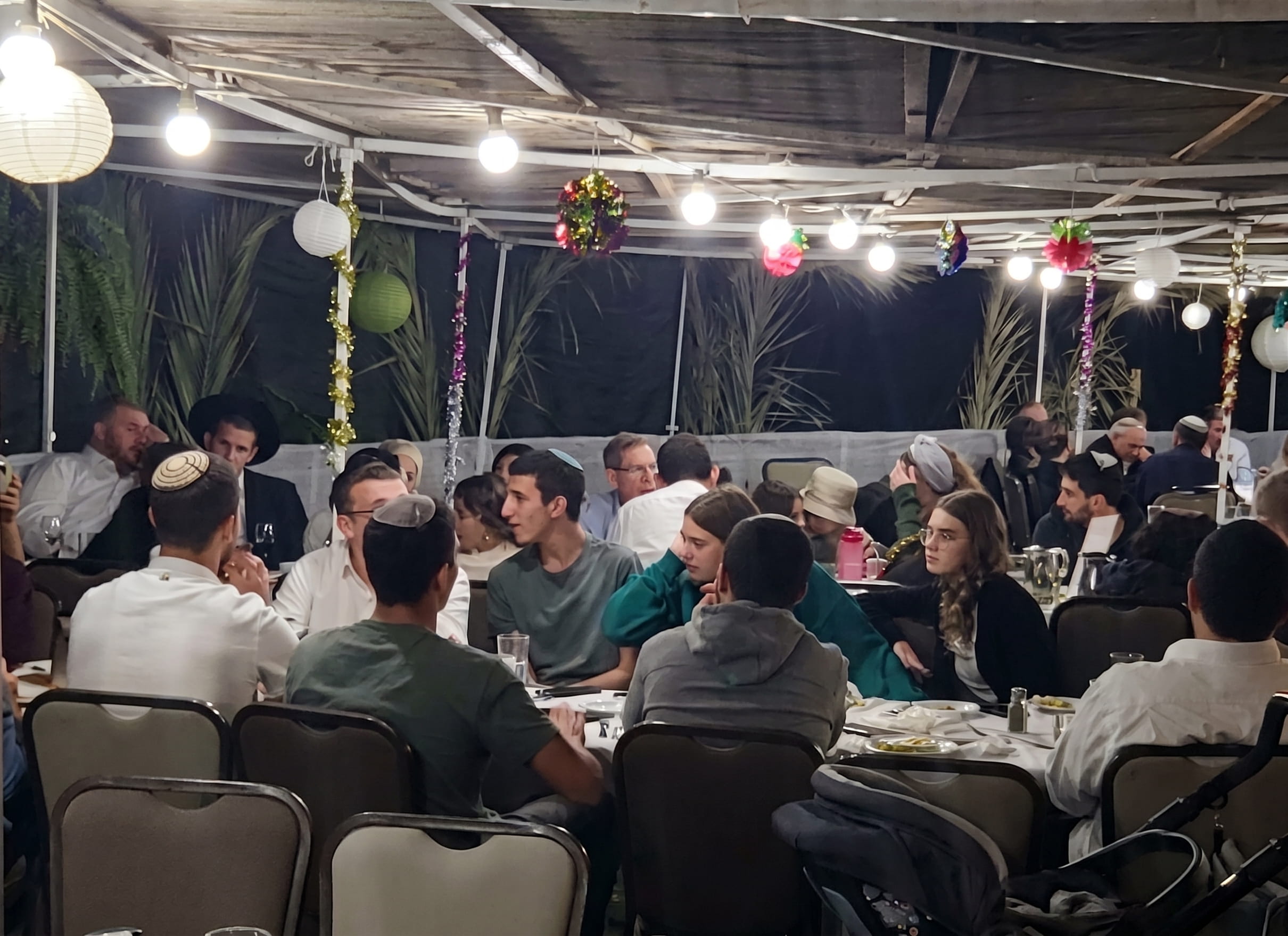 sukkah neve ilan